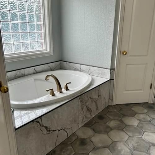 Luxury bath in Athens AL from Alabama Custom Flooring & Design